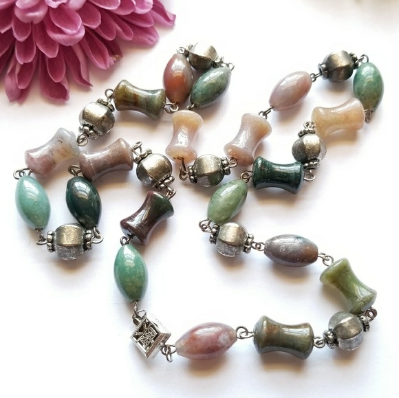 Jewelry - Chinese jade bead necklace green silver 2008